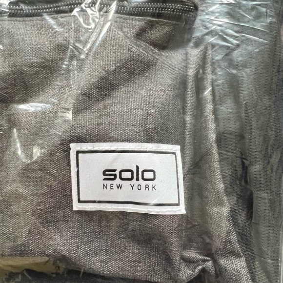 Solo - Re:Solve Recycled Backpack - Picture 4 of 7